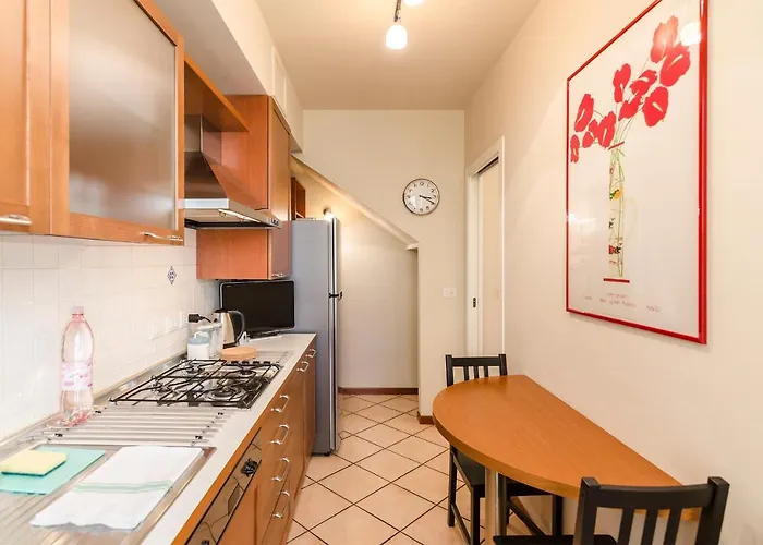 Flat 13: Elegante E Luminoso Con Terrazzo Privato * Bologna