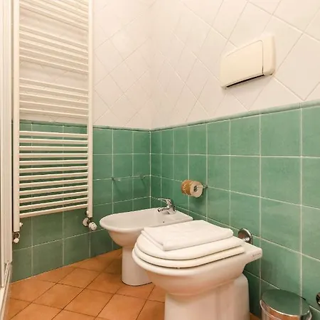 Flat 13: Elegante E Luminoso Con Terrazzo Privato * Bologna